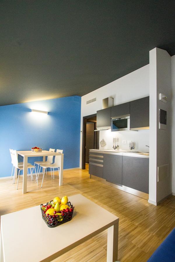 Residence Bleu Сан-Дорлиго-делла-Валле Экстерьер фото
