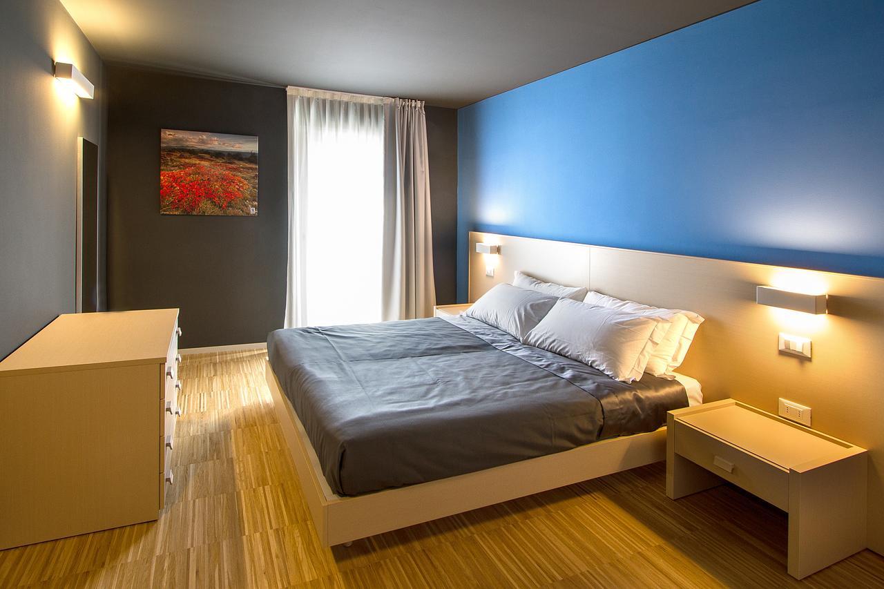 Residence Bleu Сан-Дорлиго-делла-Валле Экстерьер фото